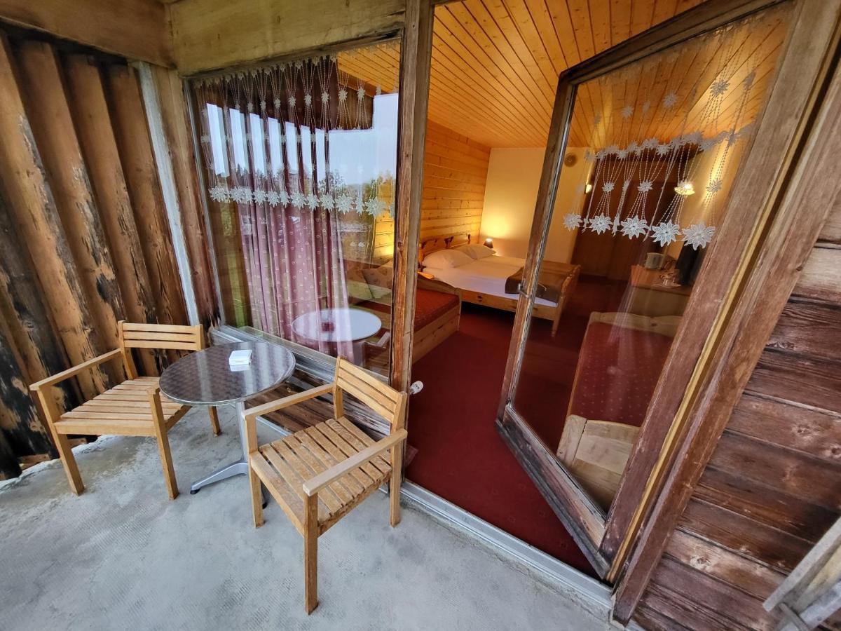 Hotel La Tour D'ai 2*